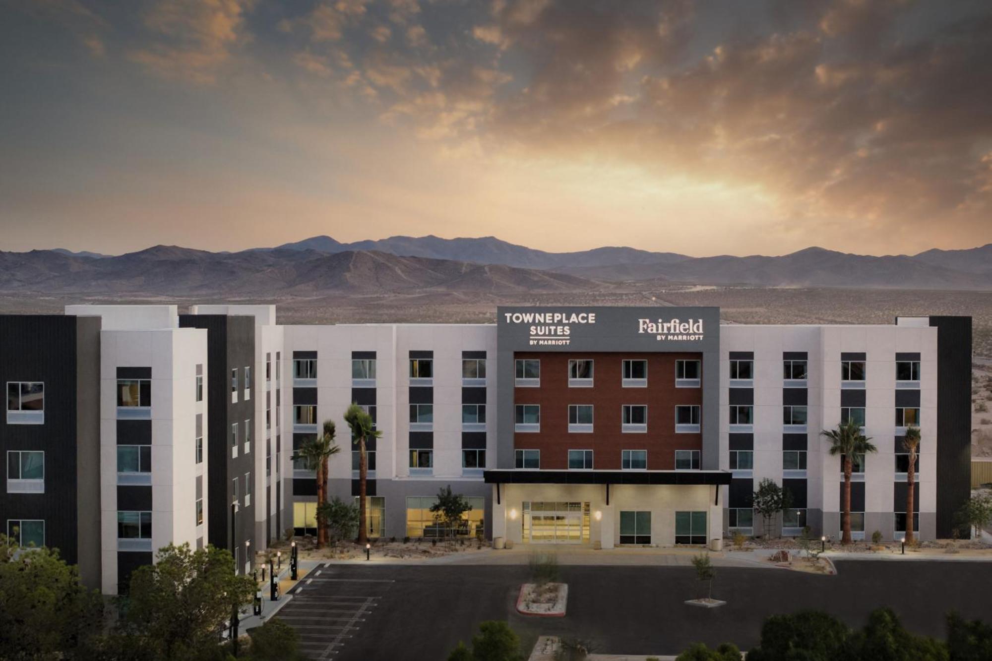 Towneplace Suites By Marriott Marriott ברסטו מראה חיצוני תמונה