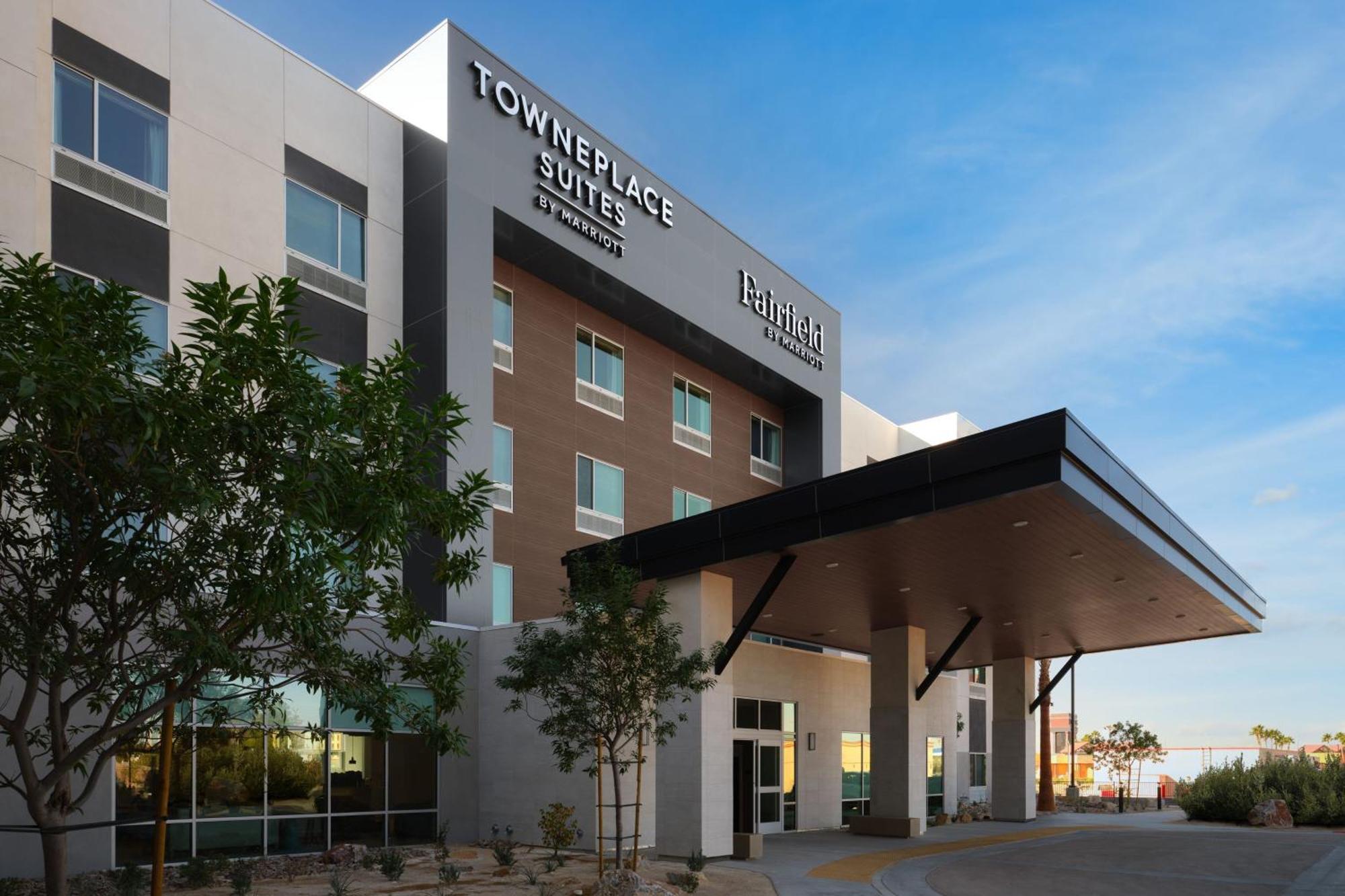 Towneplace Suites By Marriott Marriott ברסטו מראה חיצוני תמונה
