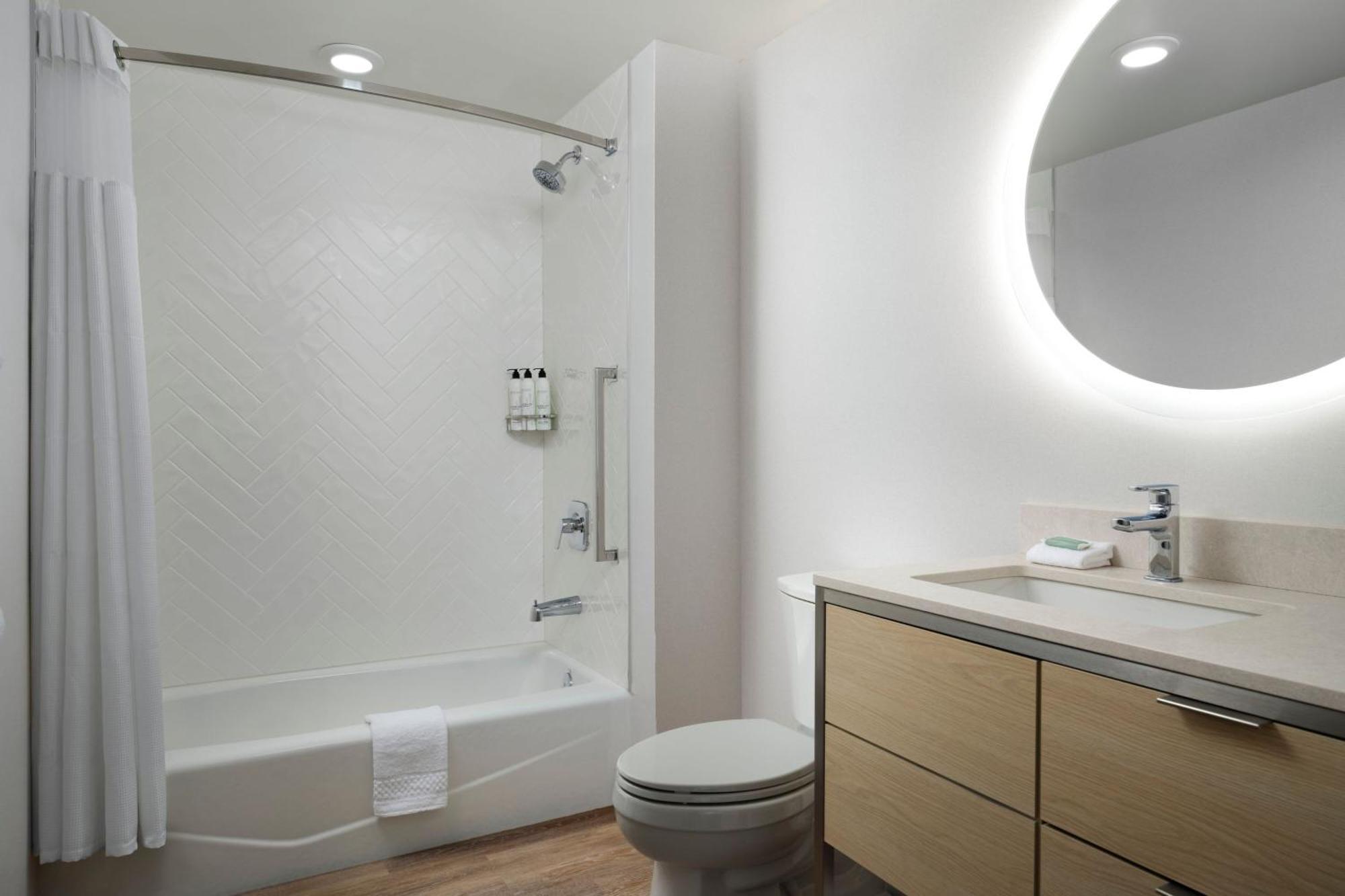 Towneplace Suites By Marriott Marriott ברסטו מראה חיצוני תמונה